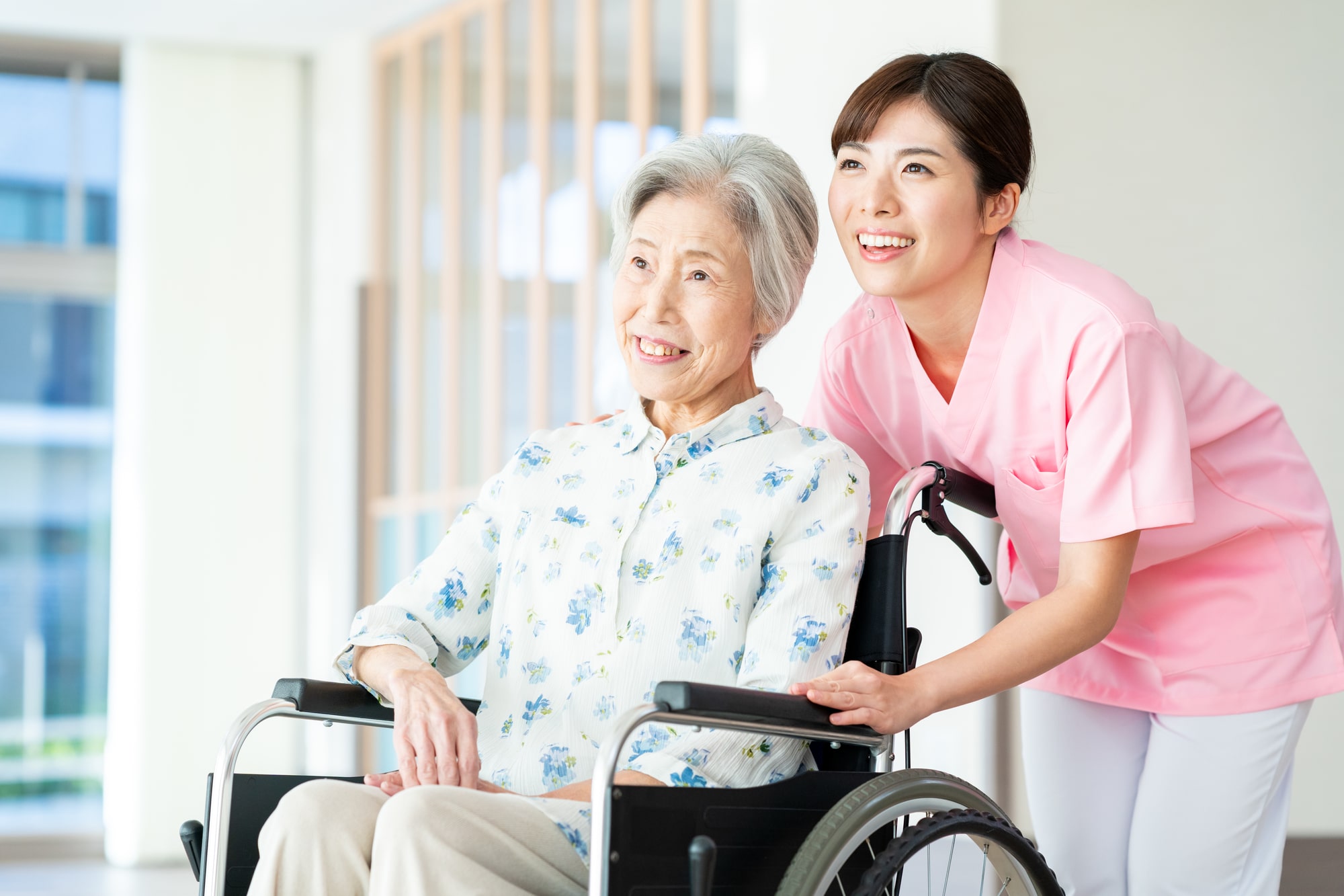 浜松市でサービス付き高齢者住宅　介護職員募集（アルバイト・パート）