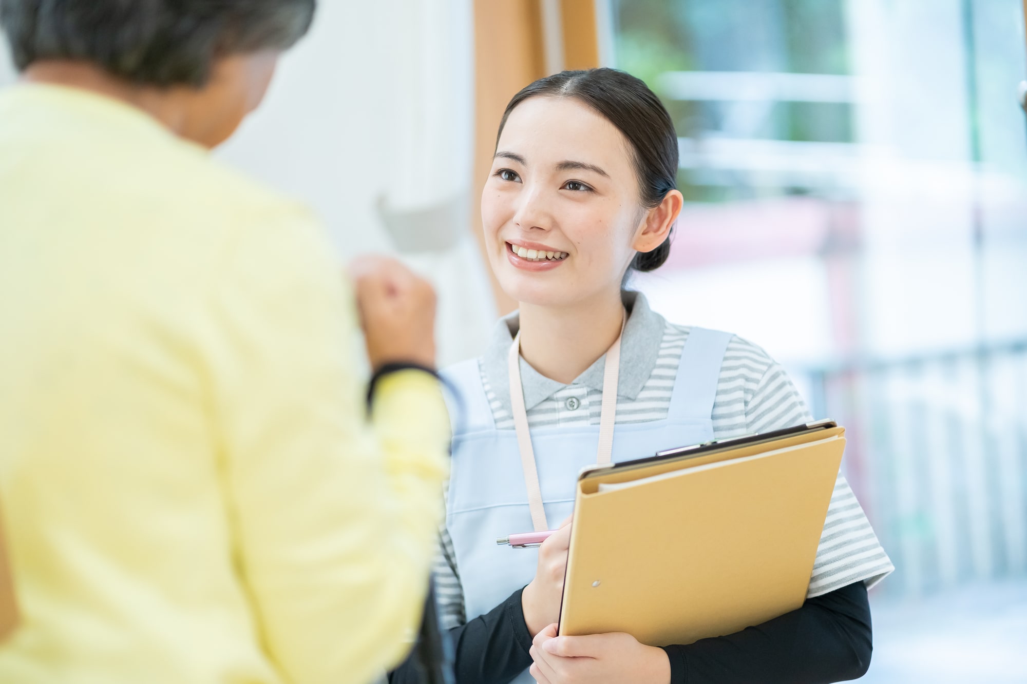 グループホームでのパート介護職員大募集。研修制度充実しているので、未経験の方も募集。